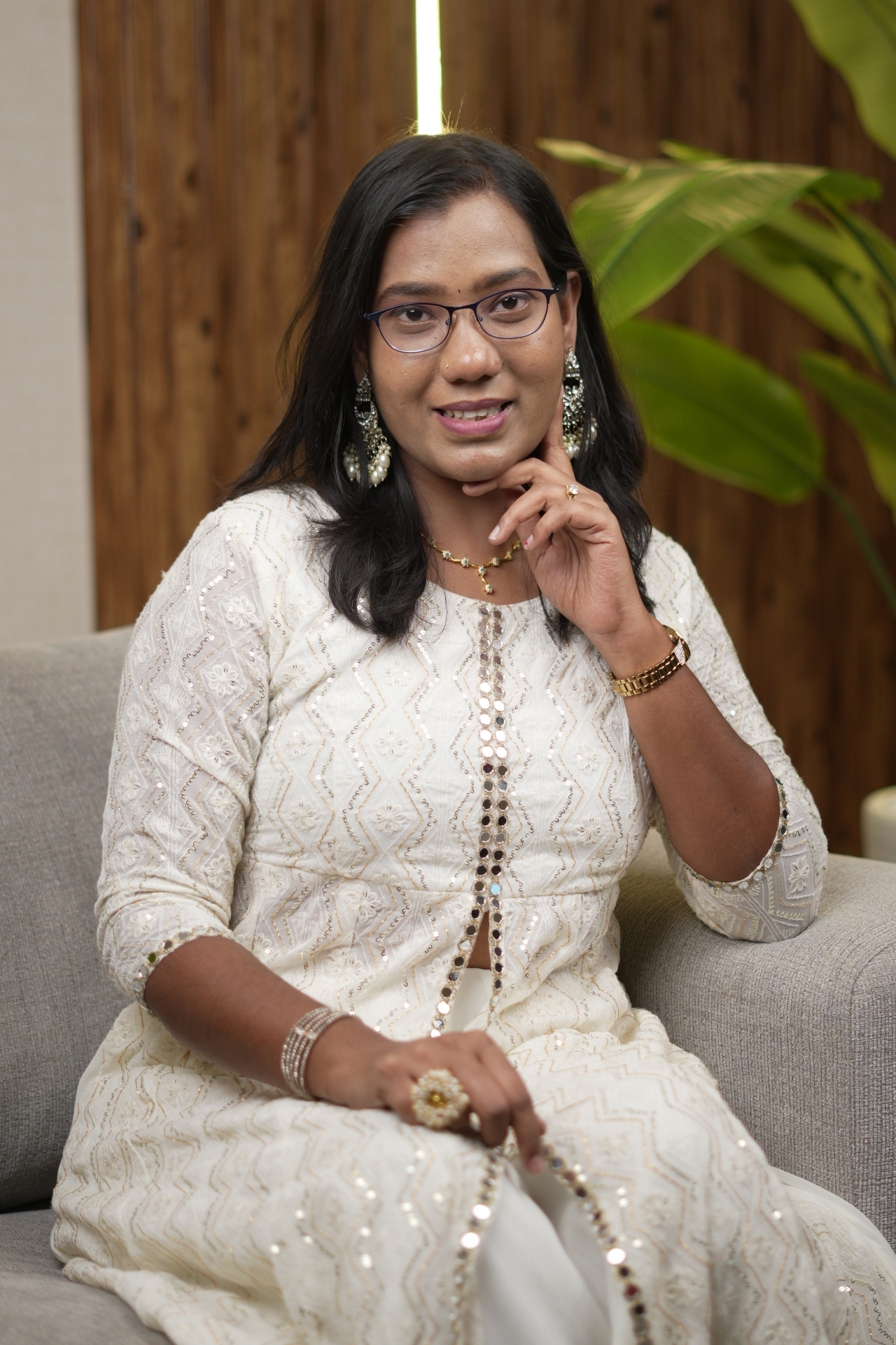 Portrait of Dr Nalini, founder of Holistic Parenting Universe
